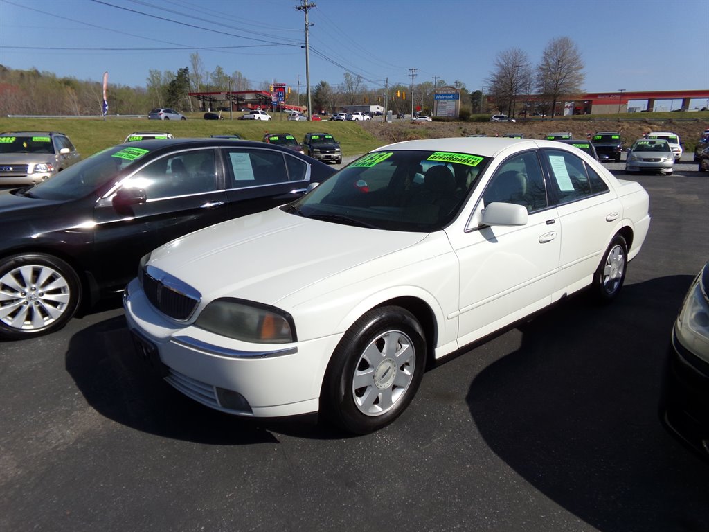 2003 Lincoln LS's photo