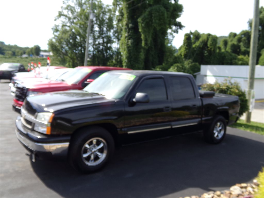 2007 Chevrolet Silverado 1500 LS2 Crew Cab's photo
