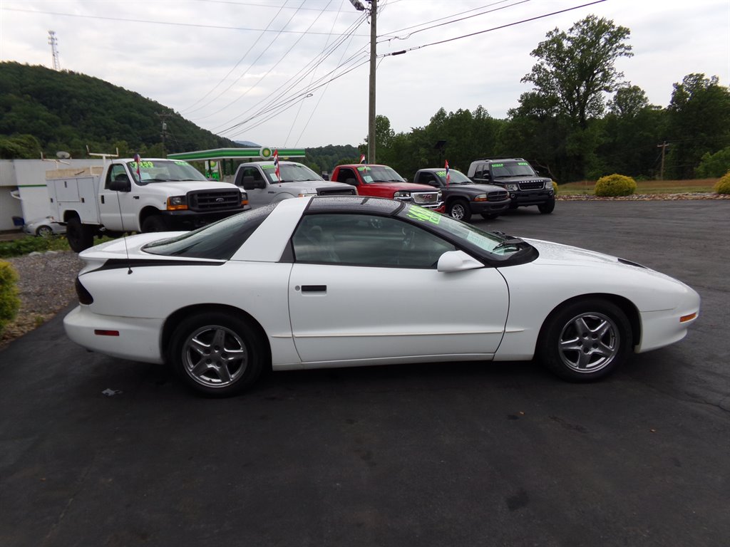 1994 Pontiac Firebird's photo